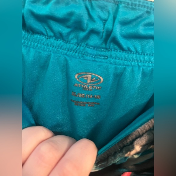 Athletic Works Black White Blue Athletic Workout Shorts (XL-16/18) - Picture 5 of 6